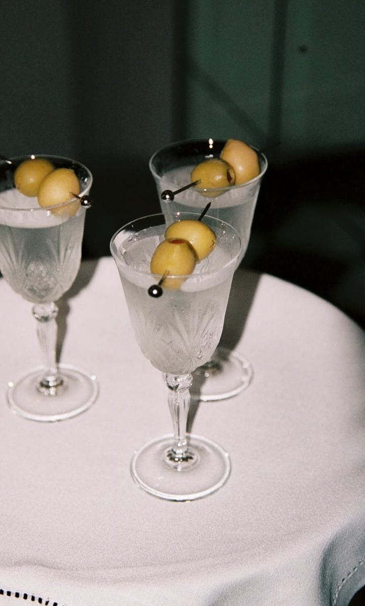 Drinkware arranged for shared evenings and gatherings